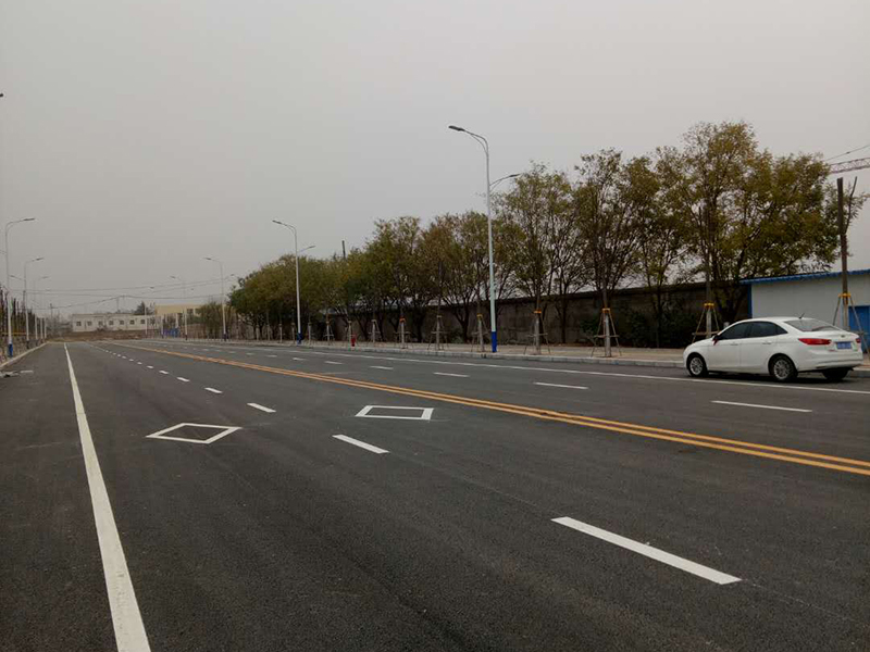 宋元瓷規(guī)劃二路道路、綠化及配套設(shè)施實景圖